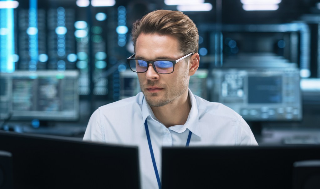 Embedded technical experts collaborating with customer teams on infrastructure projects